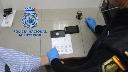 Presenta documentación falsa para trabajar y recibir la prestación en Orcoyen