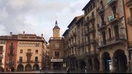 El Ayuntamiento catalán de Vic emite por megafonía mensajes independentistas