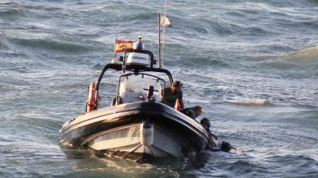 Muere ahogado un inmigrante cuando intentaba llegar a Ceuta en una moto de agua