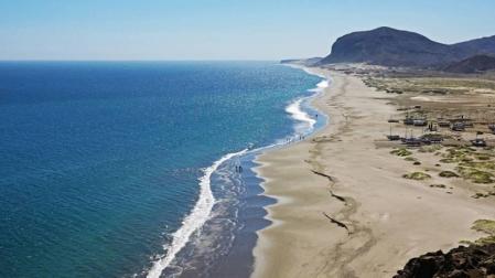 Un equipo de científicos busca nuevos antibióticos en el mar de Perú
