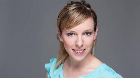 La actriz navarra Leire Ruiz debuta en el Teatro Principal de San Sebastián