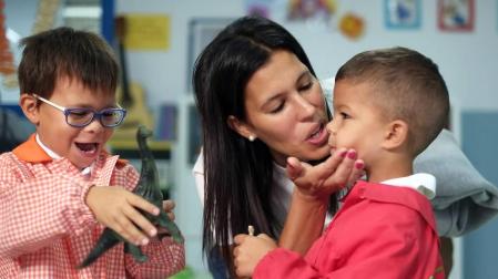 El curso arranca en Navarra con 3.596 docentes interinos y oposiciones a la vista