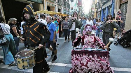 Los comercios del Casco Antiguo salen a la calle por el Privilegio de la Unión