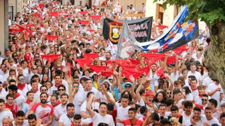 Azagra prendió este viernes, 7 de septiembre, la mecha que dio comienzo a sus fiestas patronales