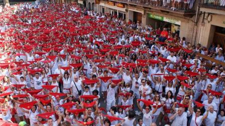 Los cascantinos arrancaron este sábado, 8 de septiembre, sus fiestas en honor a la Virgen del Romero. La fiesta se prolongará hasta el próximo 16 de septiembre