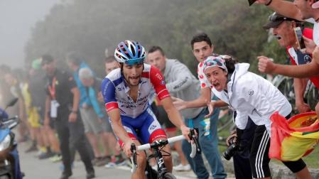 Pinot se apunta a la historia de los Lagos, Yates sigue líder