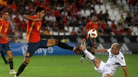 La Sub-21, con Merino, quiere mantener el pleno