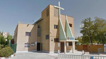 Fallece una anciana tras volcar su silla de ruedas a la salida de una iglesia de Camas