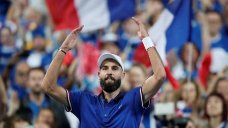 El debutante Paire barre a Carreño y pone el 1-0 para Francia