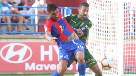 Sólo la UD Las Palmas aguanta el tirón del Málaga