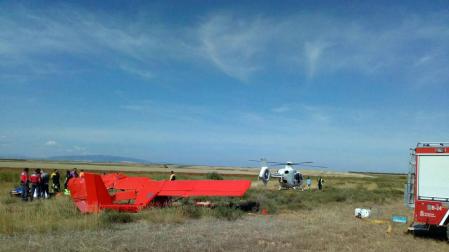 Una persona ha resultado herida, con pronóstico grave, al caer a tierra la avioneta ligera que pilotaba cuando se aproximaba al aeródromo de Agua Salada, en Tudela.