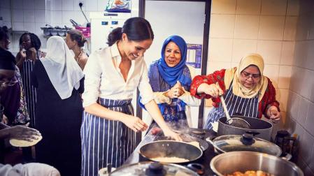 Meghan escribe el prólogo de un libro de cocina, su primer proyecto sola