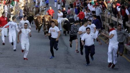 Despedida de los gigantes y encierro en el último día de las fiestas de Sangüesa (17 de septiembre)