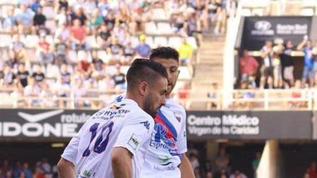 El Extremadura asciende a la Liga 1/2/3 en Cartagena