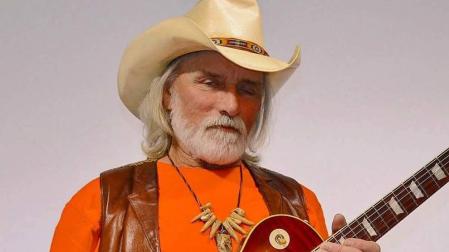 Dickey Betts, guitarrista de la banda Allman Brothers, en estado crítico