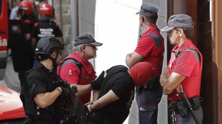 Prisión para el padre y libertad provisional para los hijos detenidos por el crimen de Cáseda