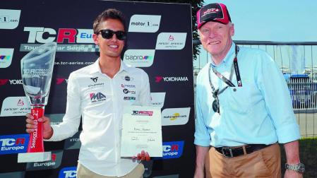 Azcona llega líder destacado a la última cita del TCR Europe