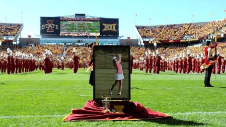 Homenaje en la Universidad de Iowa a la joven golfista española asesinada
