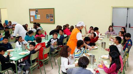 Sanidad combatir&aacute; la pobreza infantil con 17 millones a principios de julio