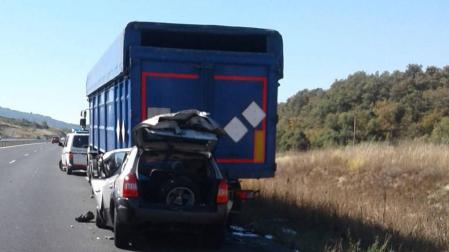 Dos fallecidos en un accidente entre dos vehículos en la A-1, en la muga entre Navarra y Álava