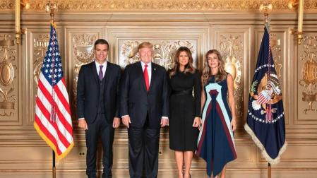 El vestido de Begoña López eclipsa la foto oficial en la Casa Blanca