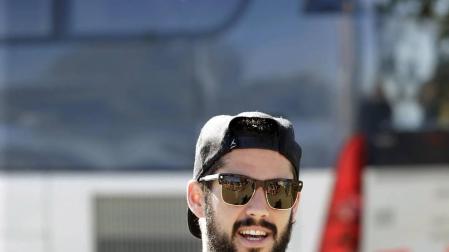 Isco, en su llegada a la concentración.