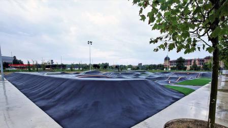 Competiciones, Biziescape y música para inaugurar la pista de pump track en Trinitarios