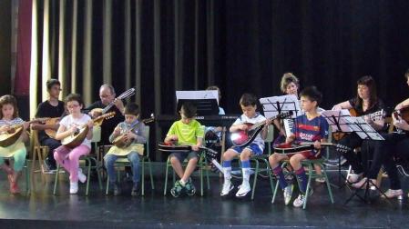 La escuela de música de Villafranca clausura el curso con un concierto