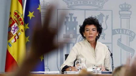 El Gobierno denuncia una "cacería" y un "brutal acoso" de la oposición