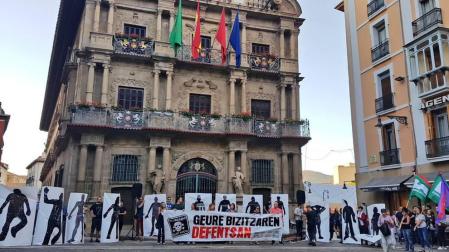 Una manifestación de sindicatos reclama en Pamplona medidas de seguridad laboral