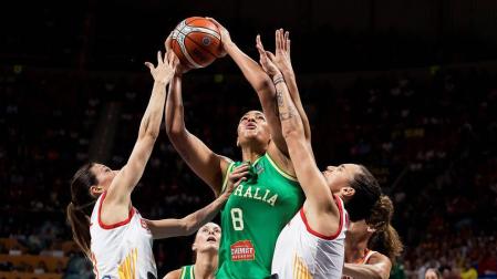 Cambage manda a España a jugar por el bronce