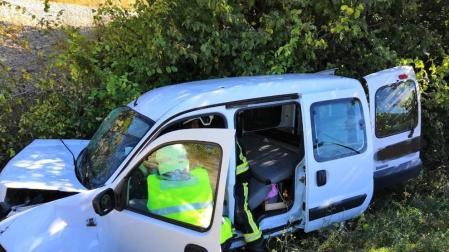 Dos heridos en un accidente de tráfico en la NA-121 en Campanas