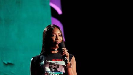 Decenas de estrellas del espectáculo, desde las cantantes Janelle Monáe y Janet Jackson hasta los actores Hugh Jackman o Robert de Niro, instaron al joven público del macroconcierto Global Citizen, en Nueva York, a contribuir mediante su activismo a un mundo más justo y sostenible.