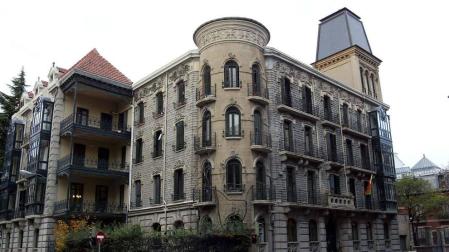 ¿Cuántos de los solicitantes para estudiar música en Pamplona pueden hacerlo?