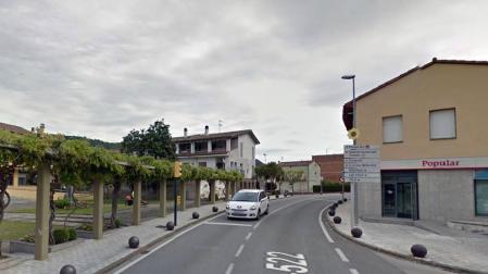 Un hombre mata a su pareja y atropella a su hija al huir en un pueblo de Girona