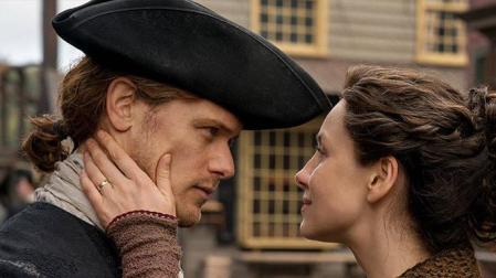 El director de 'Outlander' confirma que ya trabajan sobre la quinta temporada