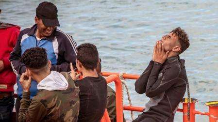 Rescatan a 468 inmigrantes en el Estrecho y 52 más llegan a tierra