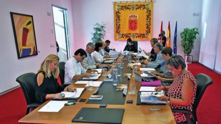 El Parlamento foral quiere saber si tiene competencias para investigar rey emérito