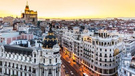 Casi una de cada tres personas en España vivirá sola en 2033