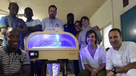 Incubadoras 'low cost' del hospital San Juan de Dios de Pamplona para a Ghana