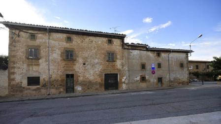 Barásoain proyecta un centro sociocultural en la antigua casa Larralde