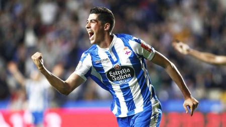 El Málaga remonta para mantenerse en lo más alto