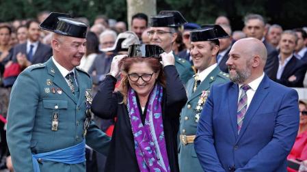 Fotos del día de la patrona de la Guardia Civil en Pamplona.