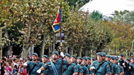 Fotos del día de la patrona de la Guardia Civil en Pamplona.