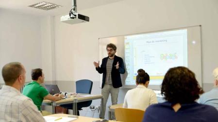 La Cámara de Comercio forma a 58 inmigrantes para impulsar sus negocios