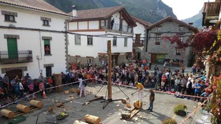 Otoño y madera, fiesta en el Pirineo