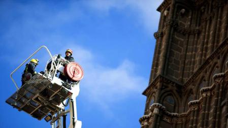 Se desprende una cornisa de 20 kilos de la catedral de Toledo sin causar daños