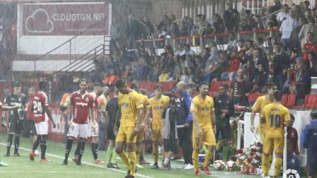 Suspendido hasta el lunes el Nástic-Alcorcón por un fallo eléctrico