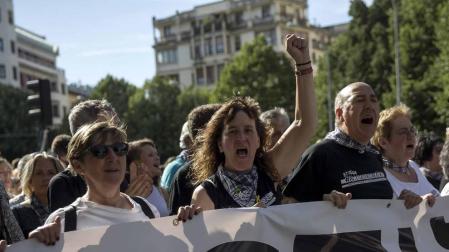 Miles de personas en la manifestación contra la sentencia del 'caso Alsasua'