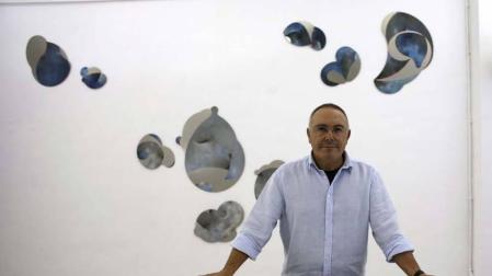 Koldo Sebastián asalta el infinito desde la geometría artística